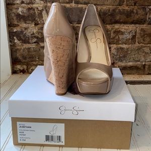 JESSICA SIMPSON PLATFORM NUDE CORK OPEN TOE WEDGE